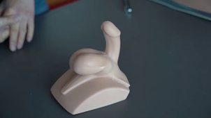 MOCKUP GESTE - Examen testiculaire - Gène et boule