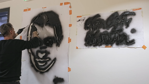 Pierre Marquès graffe Jean Moulin à l'IUT de Béziers